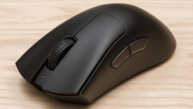 Razer DeathAdder V3 Pro Review