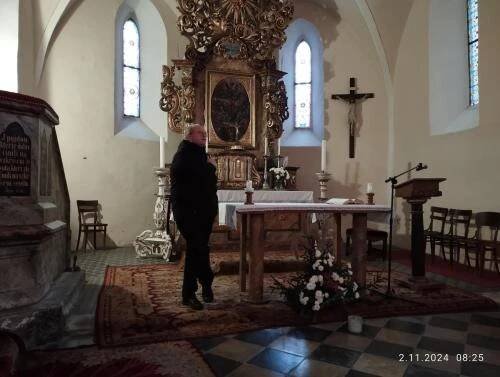 Vzpomínka na všechny věrné zemřelé 2024 - Farnost Nové Město nad Metují - Farnost Nové Město nad Metují