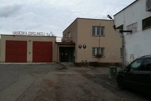 Obecní knihovna Stará Huť foto 1