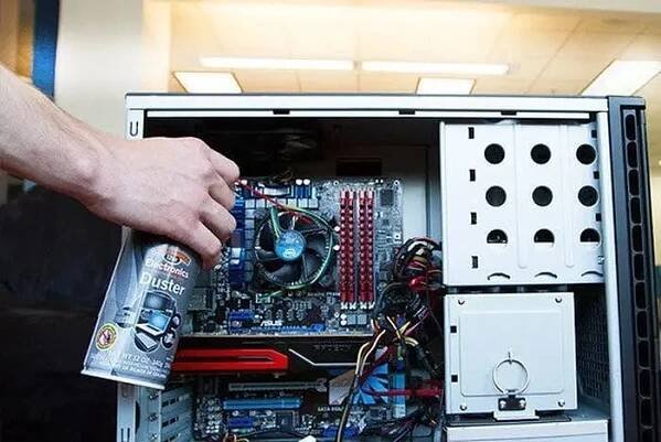 Víte, jak si zkontrolujete teplotu CPU ve svém počítači? – 4.díl