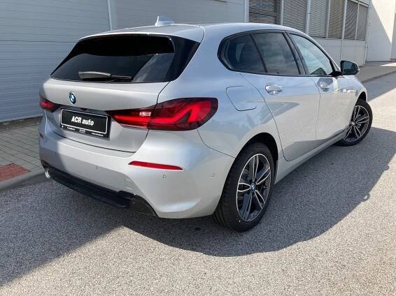 BMW Řada 1 118i Hatchback
