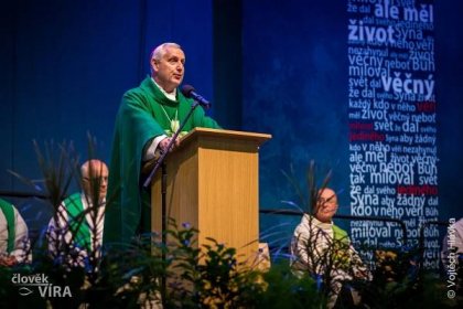Biskup Vlastimil Kročil: Konference slouží křesťanské formaci - Biskupství českobudějovické