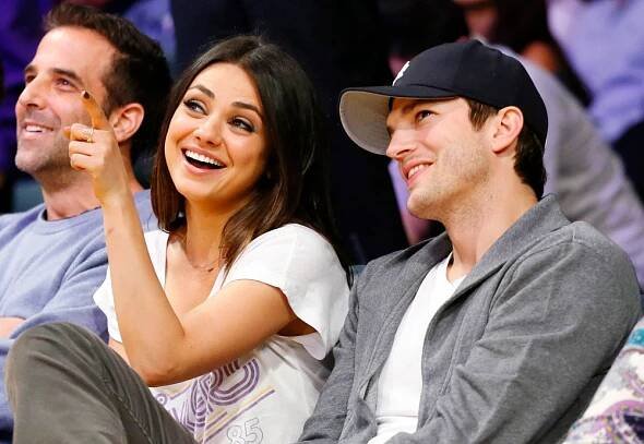 Ashton Kutcher a Mila Kunis pomenovali syna Dimitri Portwood - SITA.sk