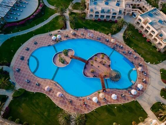 Hotel s bazénem