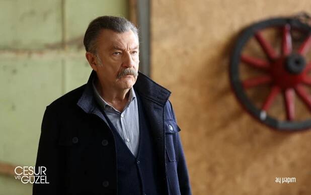 Odvážný a krásná - Epizoda 20 - Z filmu - Tamer Levent