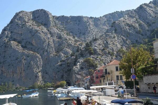 Fotogalerie • Omiš (Město) • Mapy.com