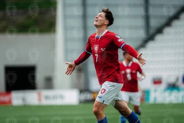Kvalifikace EURO 2024: Faerské ostrovy - Česká republika 0:3 | Reprezentace | FOTBAL.CZ