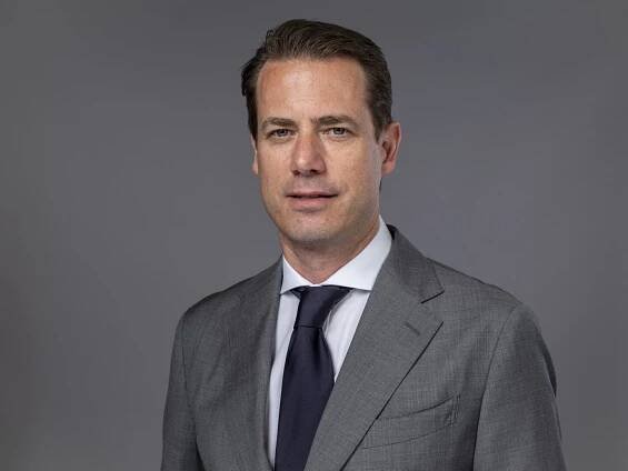24/25, Bundesliga, Bundesligasaison, Geschaeftsfuehrer, Geschaeftsfuehrung, Geschäftsführung, Studio, Portrait, Offizell, offizelles Portrait
Donnerstag 06.06.2024, 1. Fussball - Bundesliga Saison 24/25 -  in Dortmund, .BV Borussia Dortmund  .Lars Ricken (BVB Geschäftsführer Sport)...Copyright:.Borussia Dortmund GmbH & Co. KGaA .Rheinlanddamm 207-209.44137 Dortmund..(NO IPTC-stripping allowed).EDITORIAL USE ONLY