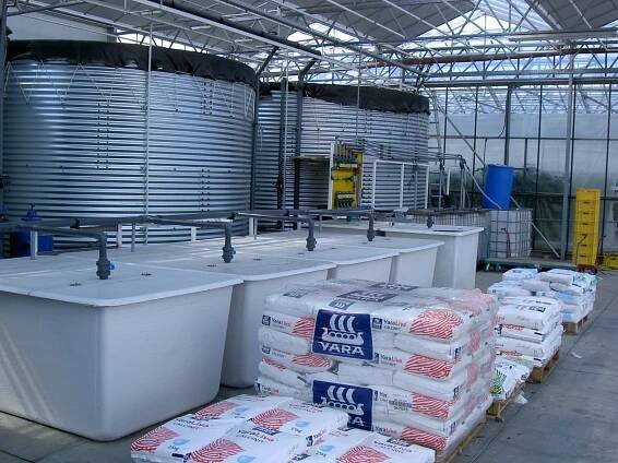 Nutrient concentrates are dosed via the irrigation system.