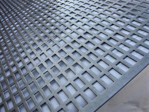 DĚROVANÝ PLECH Lge 8x17,6-13x23, NEREZ - 1,5/270x1250 mm