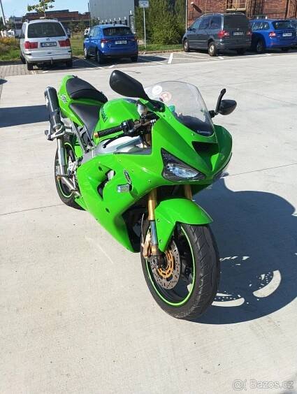 Kawasaki Ninja zx6r r.v.2003 - Ostrava