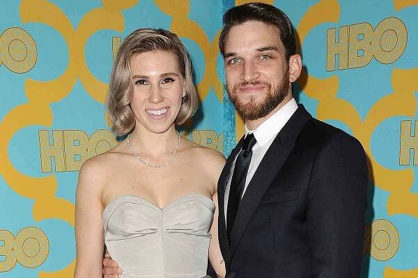 BEVERLY HILLS, CA - JANUARY 11: Actress Zosia Mamet and actor Evan Jonigkeit attend HBO's post Golden Globe Awards party at The Beverly Hilton Hotel on January 11, 2015 in Beverly Hills, California. (Photo by Jason LaVeris/FilmMagic)