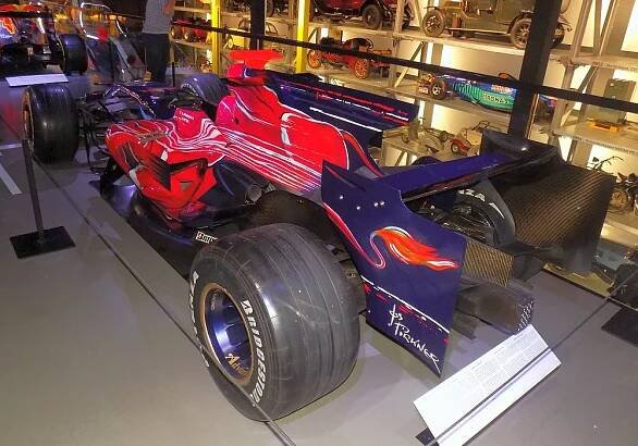 Toro Rosso STR3 Ferrari F1, 2008