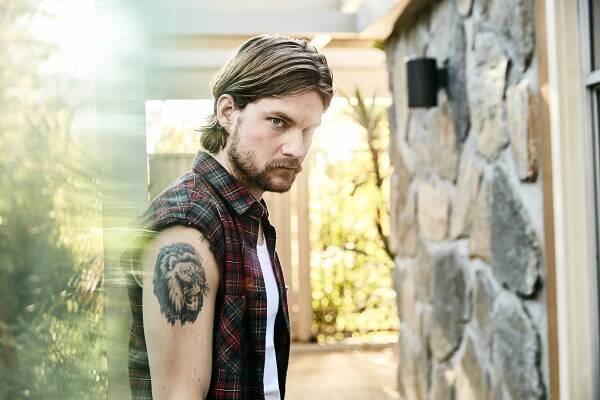 Jake Weary - Animal Kingdom - Season 4 - Promo
