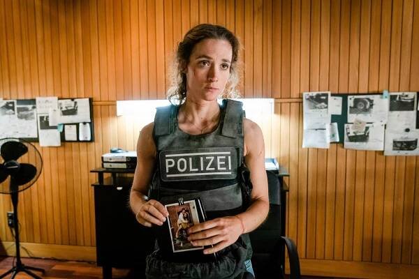 Schneller als die Angst - Freiheit - Z filmu - Friederike Becht