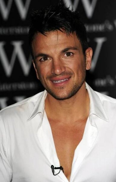 Britský zpěvák Peter Andre (51): Trapas v královském paláci!