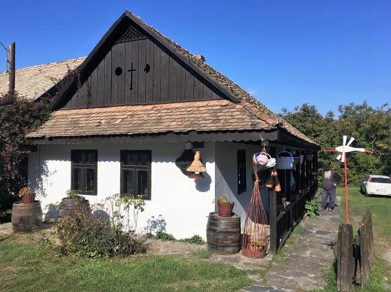 Hollókő, Eger, Lillafüred, Miskolc/Tapolca | Hana Machalová - Cestujte chytře, levně a často