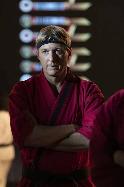 Cobra Kai - Pád (S04E09) (2021)