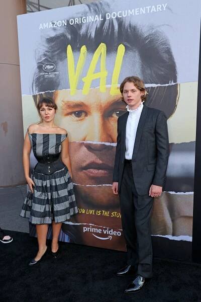 Mercedes and Jack Kilmer at the premiere of "VAL" at DGA Theater Complex on August 3, 2021, in Los Angeles, California. | Source: Getty Images
