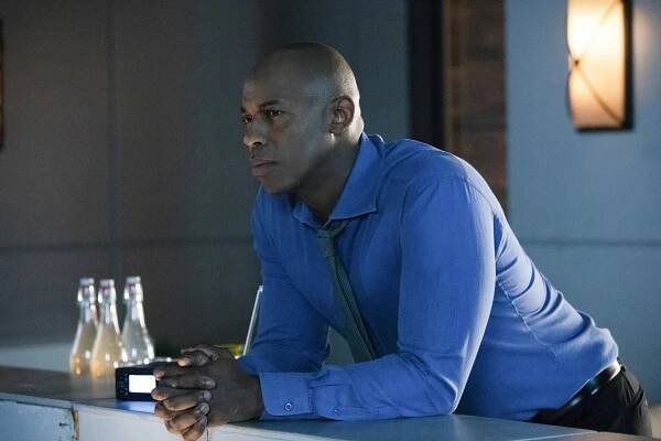 Supergirl - Ahimsa - Z filmu - Mehcad Brooks
