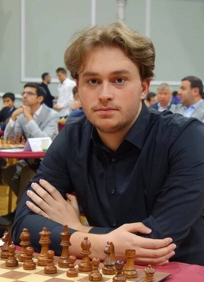 Soubor:VincentKeymer23d.jpg – Wikipedie