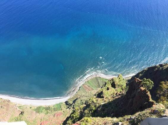 Cabo Girão oder: Schau bloß nach unten - Sabine Schollas