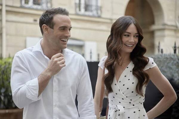 Joshua Sasse, Mallory Jansen - Her Pen Pal - Z filmu
