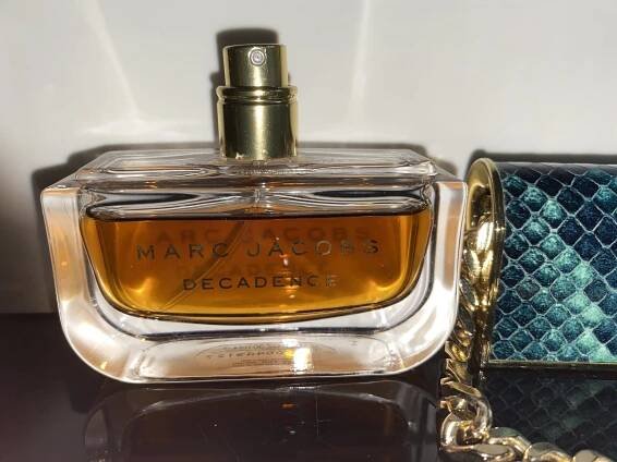 Marc Jacobs Divine Decadence Eau de Parfum 30 ml