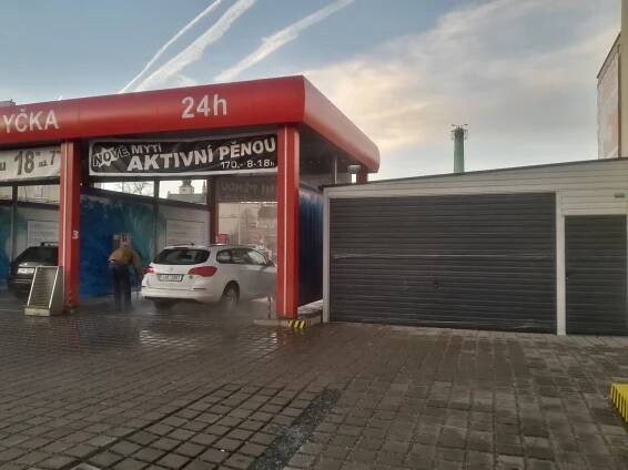 Prodej samoobslužné automyčky Frank