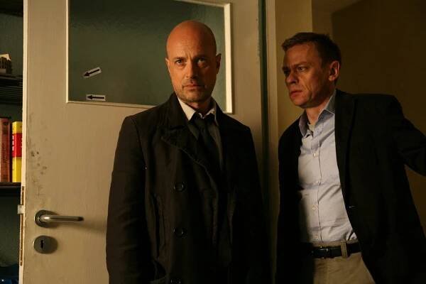 Kriminalista - Spálené štěstí (S01E05) (2007) | Tvůrci | ČSFD.cz