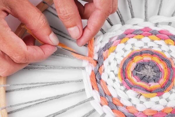 Lapač snů s macrame pírky - jednoduchý návod | STOKLASA návody zdarma