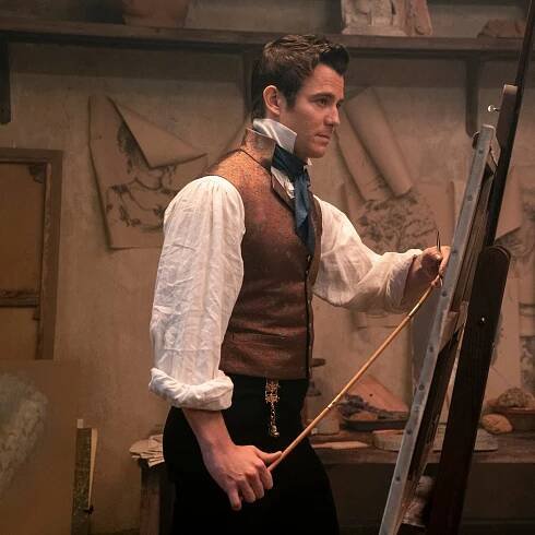 Luke Thompson on the "Mystery" of Benedict Bridgerton