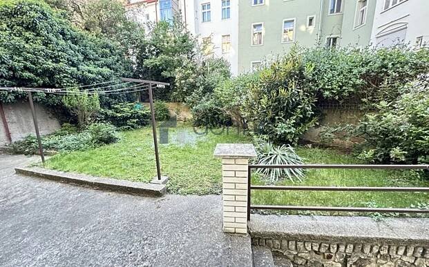 Pronájem pěkného bytu 2+1, 61m2, Praha 5 - Smíchov, ul. Na Skalce, nezařízený, metro B Anděl | Realitní kancelář Donna