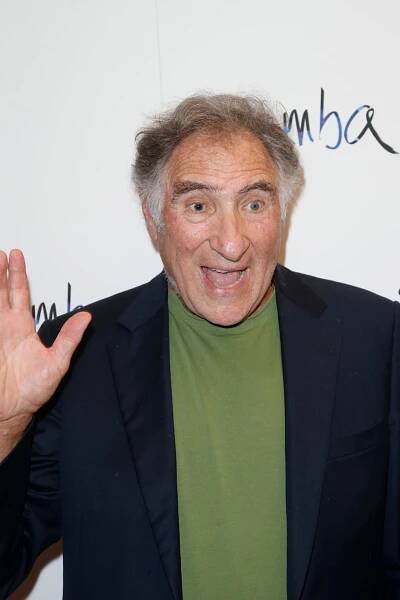 Judd Hirsch jako Leonardův táta - Obrázek 1