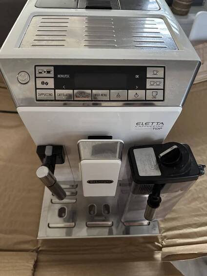 Kávovar DeLonghi Eletta – Kobylnice • Bydlení a reality • RegionŠlapanicko.cz