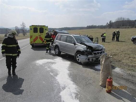Havárie u Dvořiště: Jedna ze tří zraněných žen dnes zemřela