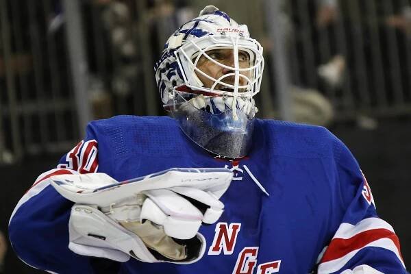 Henrik Lundqvist heart surgery Rangers