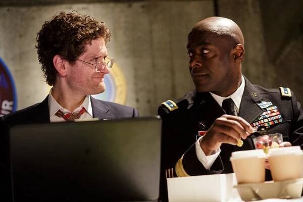 Ty, já a apokalypsa - Saviour Day - Z filmu - Kyle Soller, Paterson Joseph