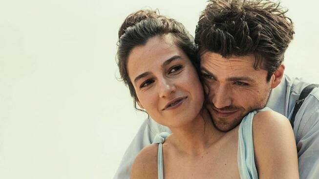 Mit Caro Daur: „She Said Maybe“ ab September auf Netflix