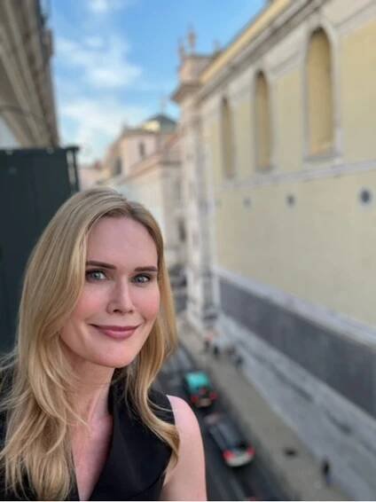 Stephanie March