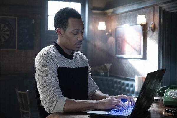 Whiskey Cavalier - Will na lovu - Z filmu - Tyler James Williams