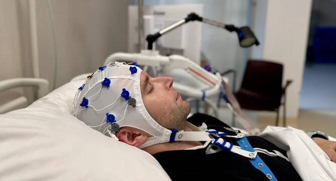 EEG vyšetrenie – elektroencefalografia mozgu v Nemocnici Bory