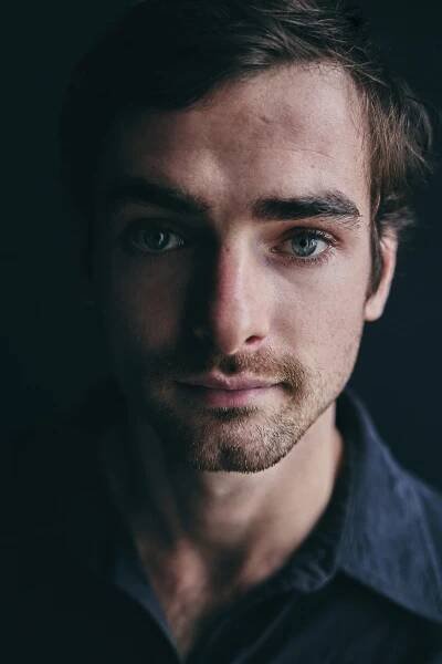 Aaron Hilmer - NILS SCHWARZ PHOTOGRAPHY