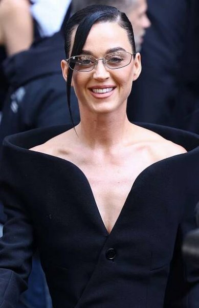Katy Perry attends the Balenciaga Haute Couture Fall/Winter 2025/2026 show
