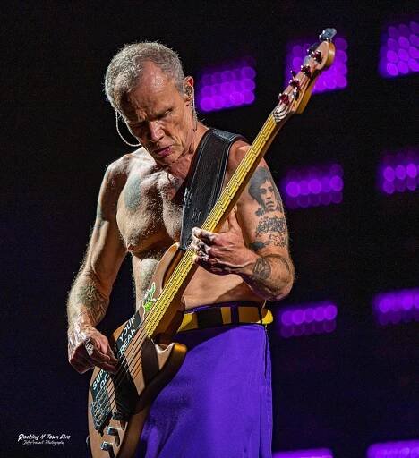Red Hot Chili Peppers Review with Photos 5-25-23