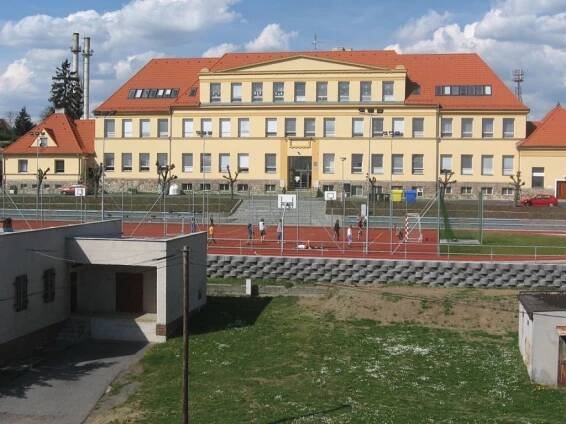 ZŠ, MŠ a ZUŠ Bezdružice - Oficiální stránka města Bezdružice