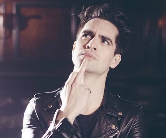 Brendon Urie Biography - Facts, Childhood, Family Life & Achievements