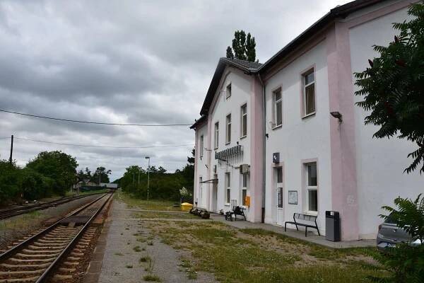 Fotografie - Železniční stanice Božice u Znojma - 08.07.2022