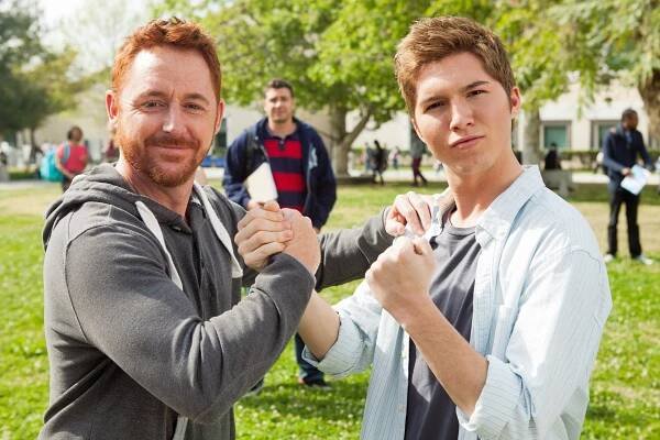 Mom and Dad Undergrads - Promo - Scott Grimes