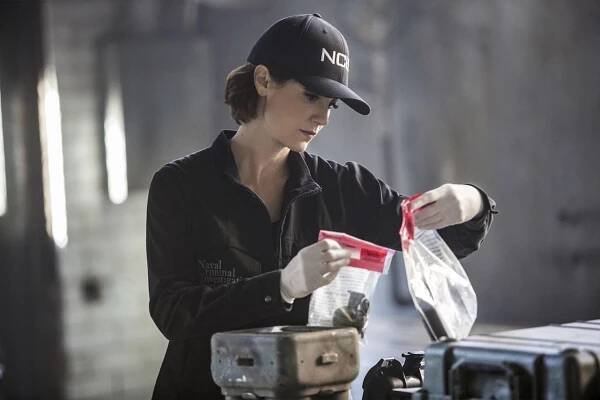 Námořní vyšetřovací služba: New Orleans - Účel světí prostředky - Z filmu - Zoe McLellan